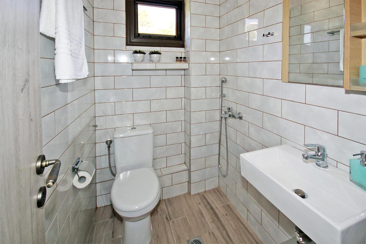 Acrothea Apartments Ormos Panagias Luaran gambar