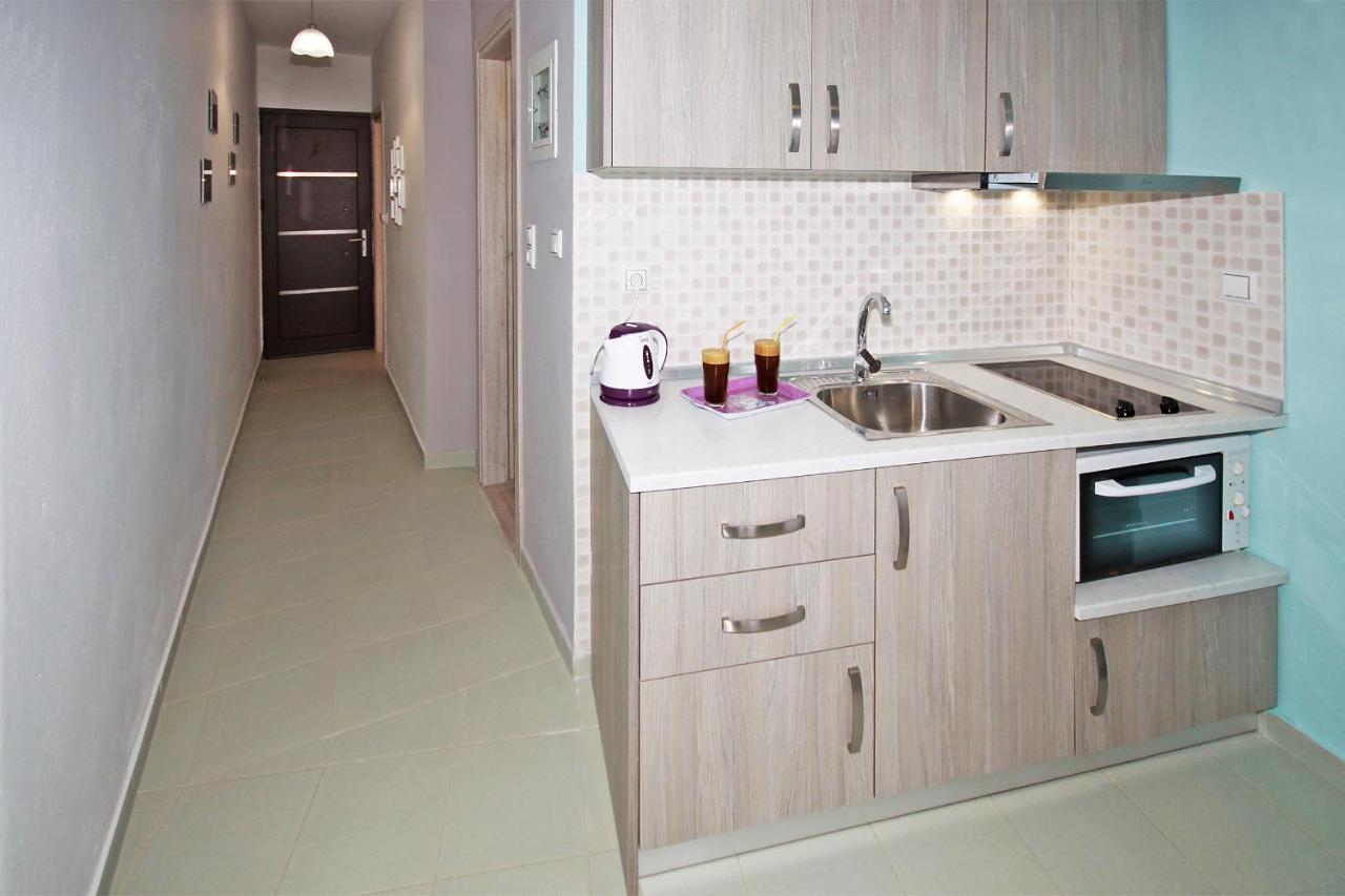 Acrothea Apartments Ormos Panagias Luaran gambar